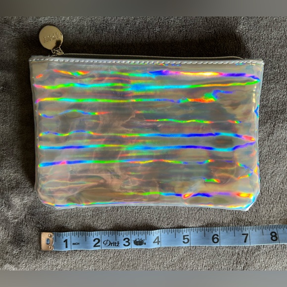 Cute Cosmetic/Travel Bundle - Picture 4 of 4